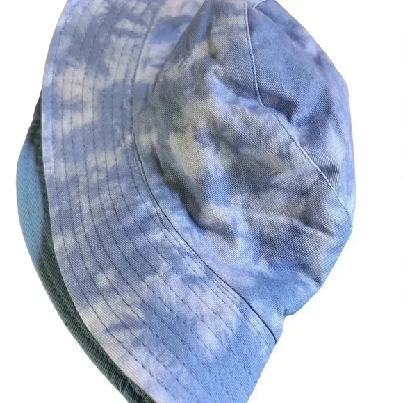 Steve Madden y2k Tie-Dye Reversible Bucket‎ Hat - Picture 4 of 4